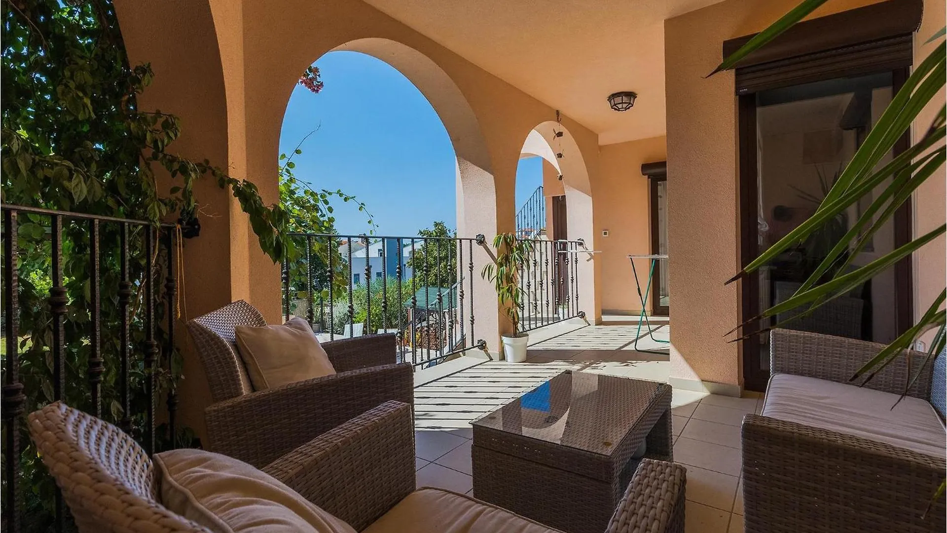 Villa Holiday Pula 0*,  Croatia